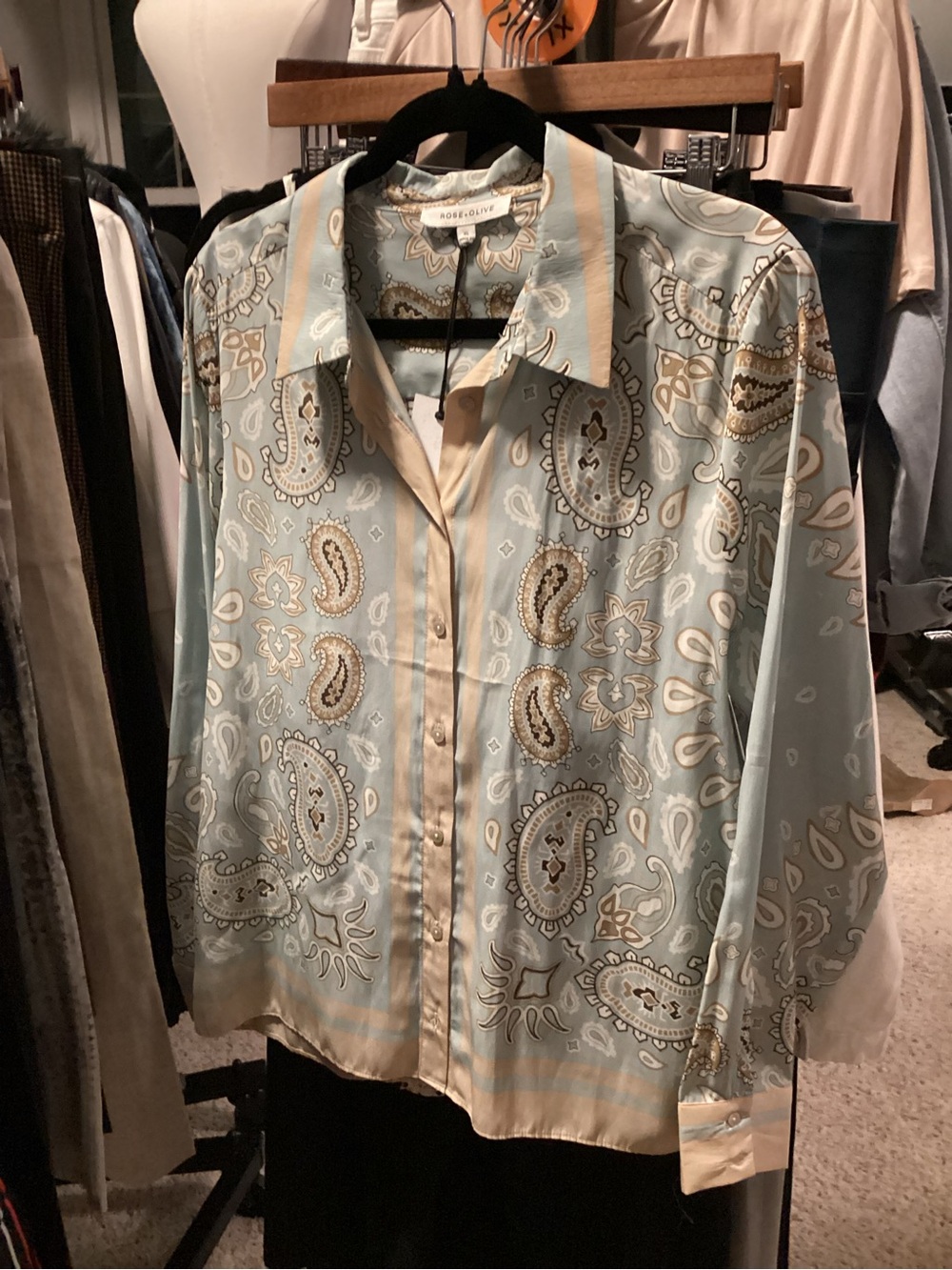 Rose & Olive Light Blue Paisley Button-Down Shirt with Cream Trim NWT
